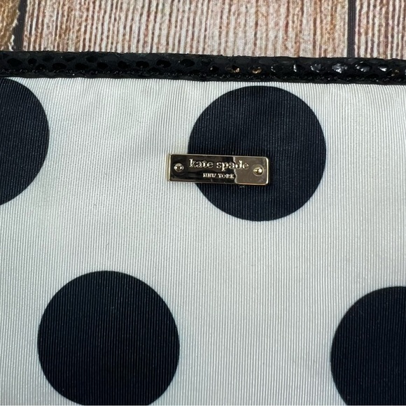 Kate Spade New York White Black Polka Dot Bow Small Hand Bag Purse - Picture 3 of 8